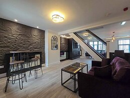 Blackpool Bliss - Spacious 4-bed Apartment