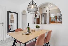 La Campana Apartment With Pool - Ref 60