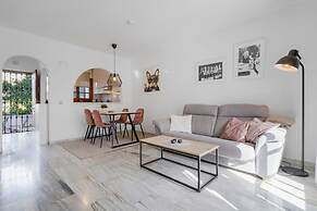 La Campana Apartment With Pool - Ref 60
