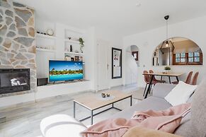 La Campana Apartment With Pool - Ref 60