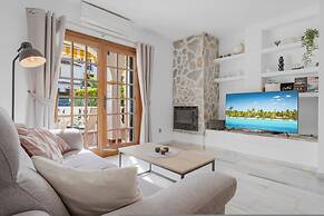 La Campana Apartment With Pool - Ref 60