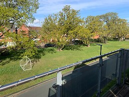 Sleeps 4/6 pet Friendly Parking nr Nec/warwick uni