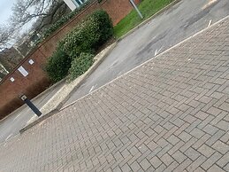 Sleeps 4/6 pet Friendly Parking nr Nec/warwick uni