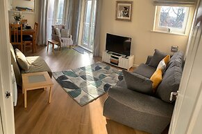 Sleeps 4/6 pet Friendly Parking nr Nec/warwick uni