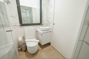 Carmo Residence Porto - S Luis by Vacationy