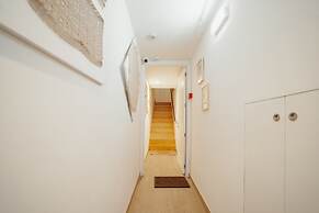 Carmo Residence Porto - S Luis by Vacationy