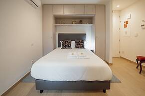 Carmo Residence Porto - S Luis by Vacationy