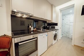 Carmo Residence Porto - S Luis by Vacationy