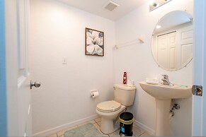 Cozy 3BR Regal Oaks Close to Disney