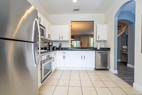 Cozy 3BR Regal Oaks Close to Disney