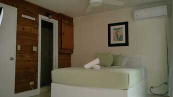 The Island Garden Hotel
