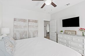 Blue Surf Lane Miramar Beach Home w Pool Firepit Golf Cart Quick Beach