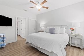 Blue Surf Lane Miramar Beach Home w Pool Firepit Golf Cart Quick Beach