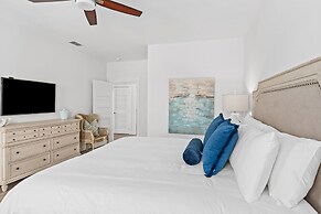 Blue Surf Lane Miramar Beach Home w Pool Firepit Golf Cart Quick Beach