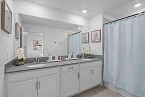 Spacious 5BR Home With Pool Near Top Attractions