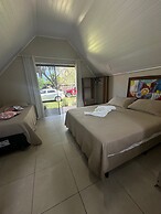 Pousada Cardoso Surf Camping - Laguna - SC