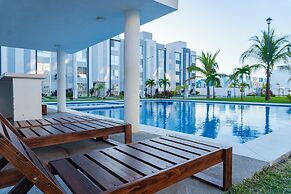 Acapulco Penthouse with 2 Bedrooms Pool