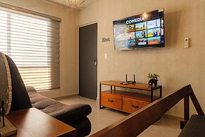 Acapulco Penthouse with 2 Bedrooms Pool