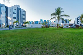 Acapulco Penthouse with 2 Bedrooms Pool