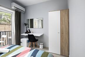 Modern Ensuite Rooms Near Balluta Bay