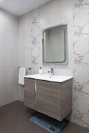 Modern Ensuite Rooms Near Balluta Bay