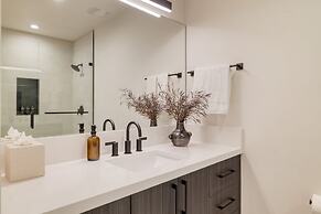 Orion by Avantstay Luxury 5bdr Ski Home w Views Minutes to Deer Valley