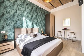 Rome Termini Caesar Coulour Suite