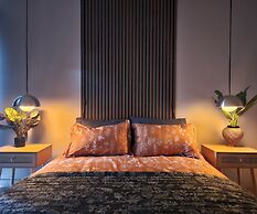 Brimfield Stay