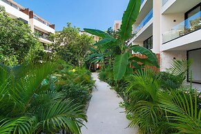Luxury Jungle Condos by Casago