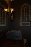 Knik Wilderness Getaway