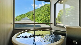 Livemax Resort Sanuki Shionoe Onsen