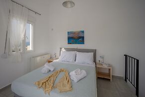 Blue Hills Villas by Estia White 3