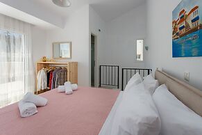 Blue Hills Villas by Estia Orange 1