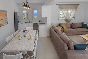 Blue Hills Villas by Estia Yellow 2