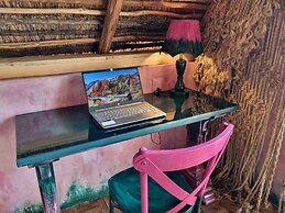 Hippie Chit Jungle Hotel