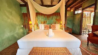 Hippie Chit Jungle Hotel