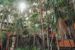 Hippie Chit Jungle Hotel