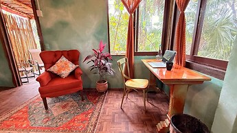 Hippie Chit Jungle Hotel