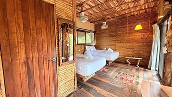 Hippie Chit Jungle Hotel