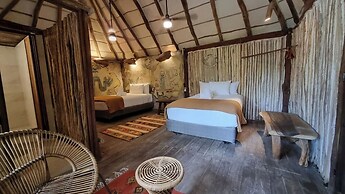 Hippie Chit Jungle Hotel