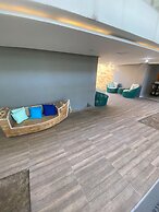 Flat vista Piscina e Lagoa 203c Bela bLP