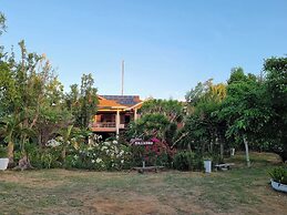 Hale Manna Coastal Gardens