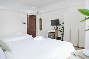 Chana Bangkok Hotel
