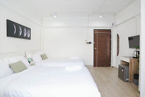 Chana Bangkok Hotel