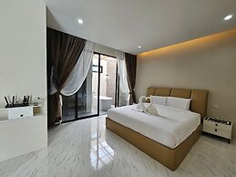 Baan First Pool Villa