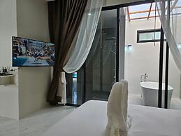 Baan First Pool Villa