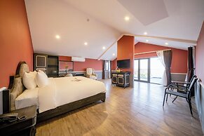 JM Hoi An Beach Hotel