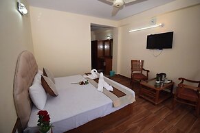 Chichoga Holiday Inn Manali