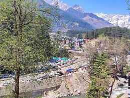 Chichoga Holiday Inn Manali
