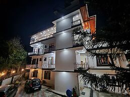 Dorjee House & Rooftop Cafe